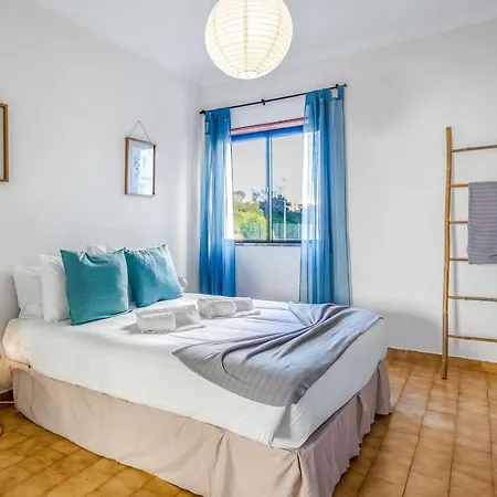Ocean Breeze 1 Bdr Flat In By Lovelystay Apartment Portimao