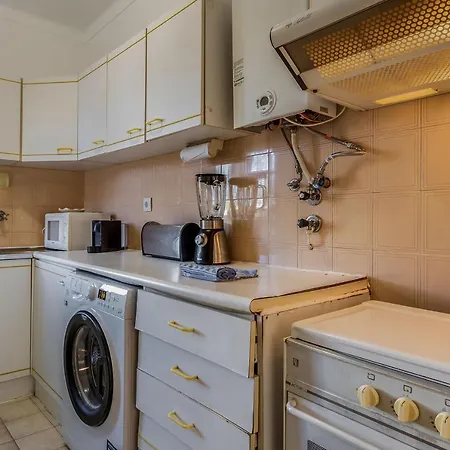 Ocean Breeze 1 Bdr Flat In By Lovelystay Portimao